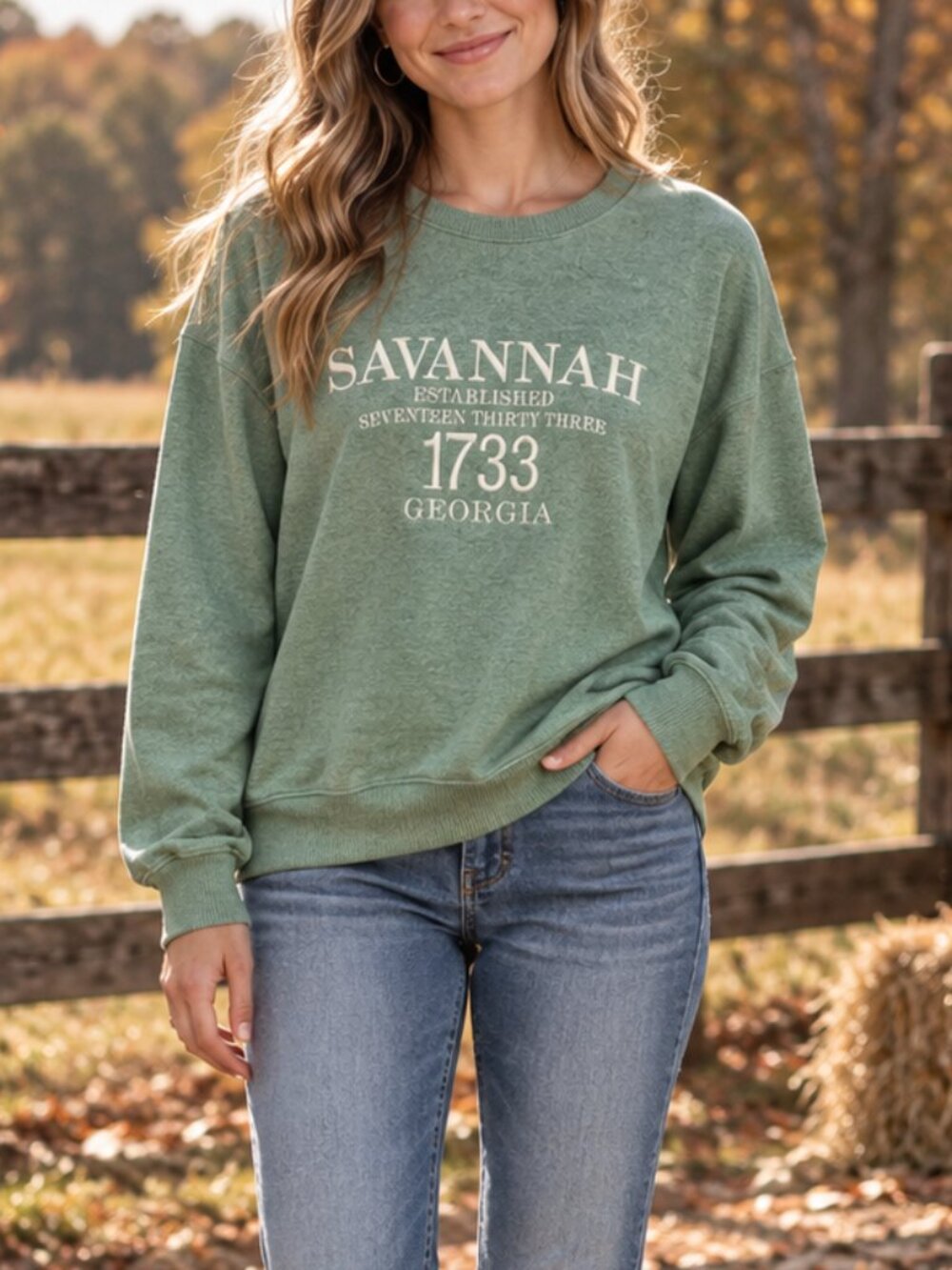 51. Savannah Georgia Graphic Pullover Sweater Sz Large (minor discoloration)